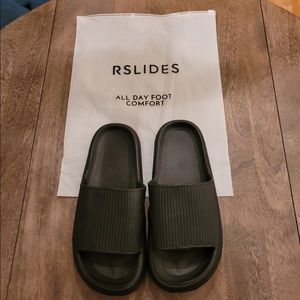 r slides